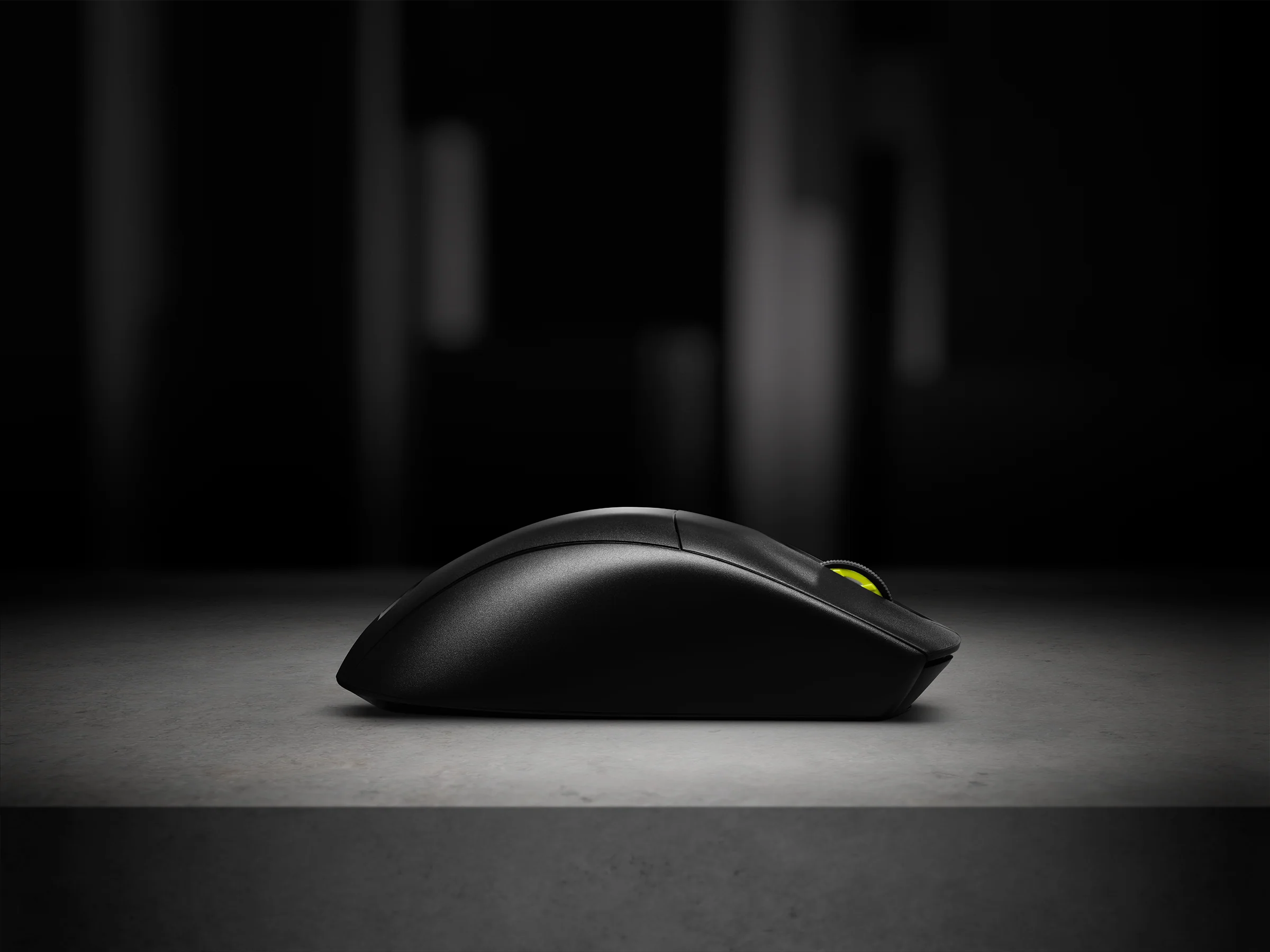 Corsair M75 AIR Ultra-Lightweight Wireless Gaming Mouse - Image 17