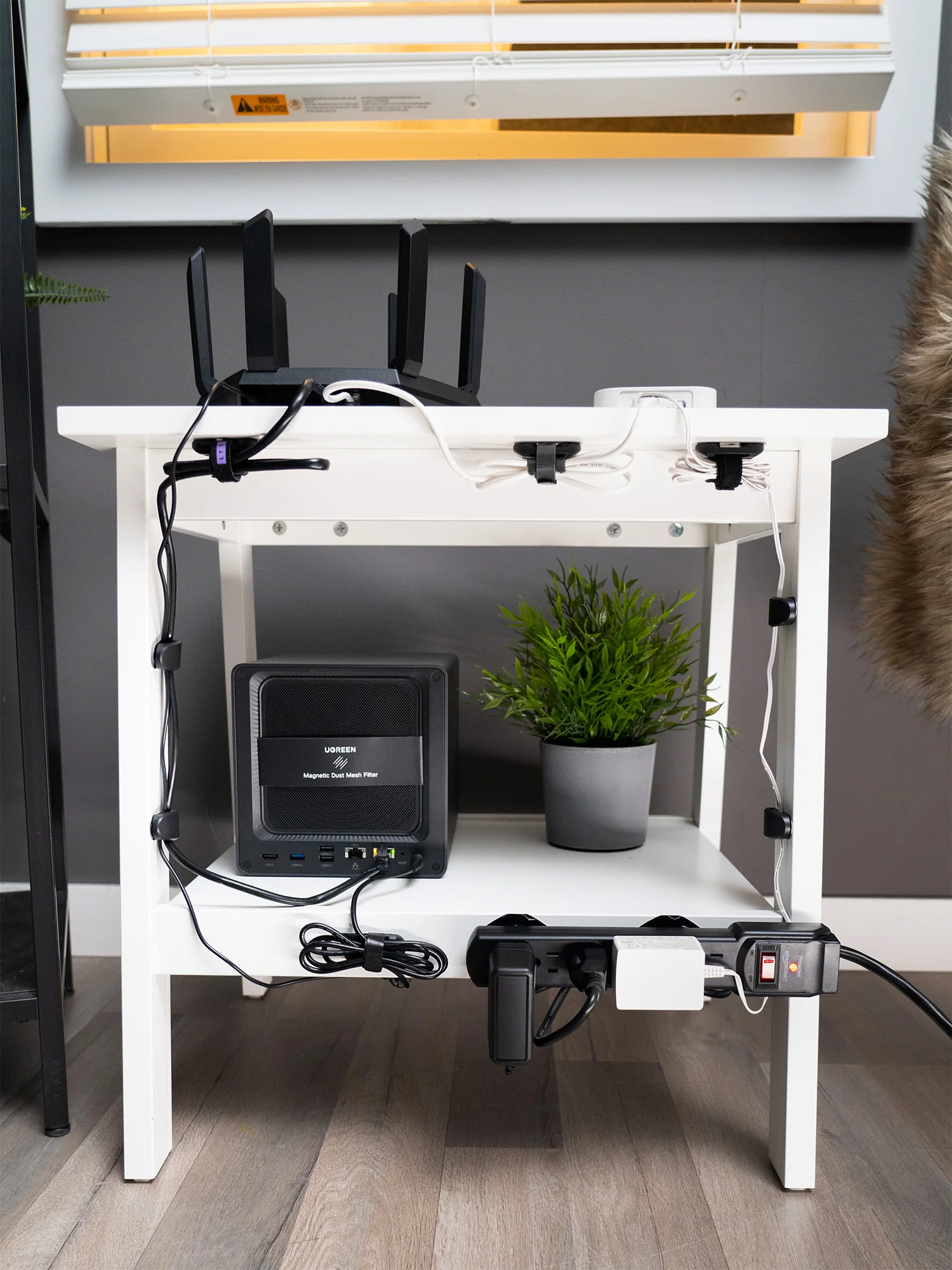 Magnetic Cable Management - Arch Home Solution - Image 6