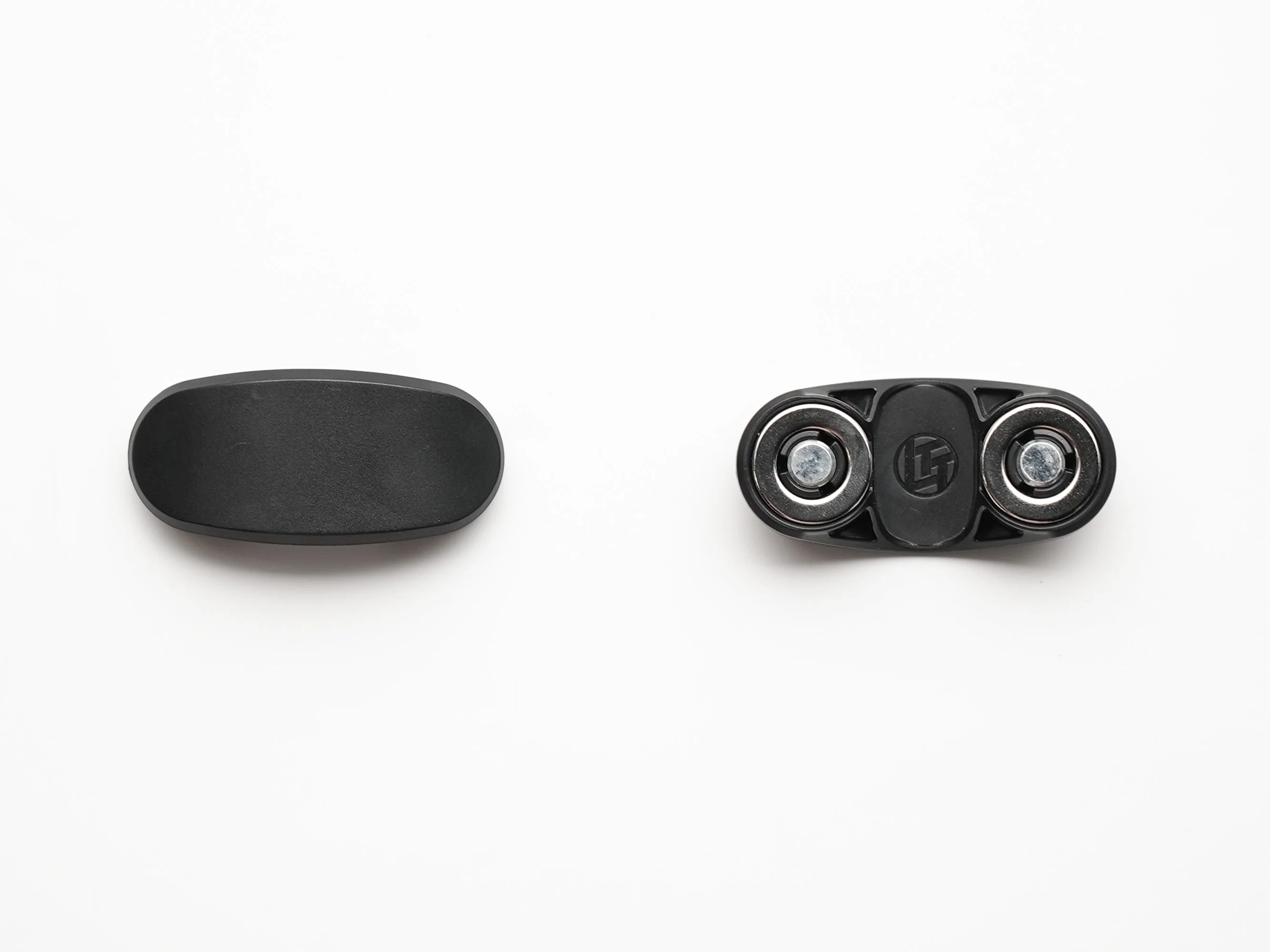 Magnetic Cable Management Arches - Image 6