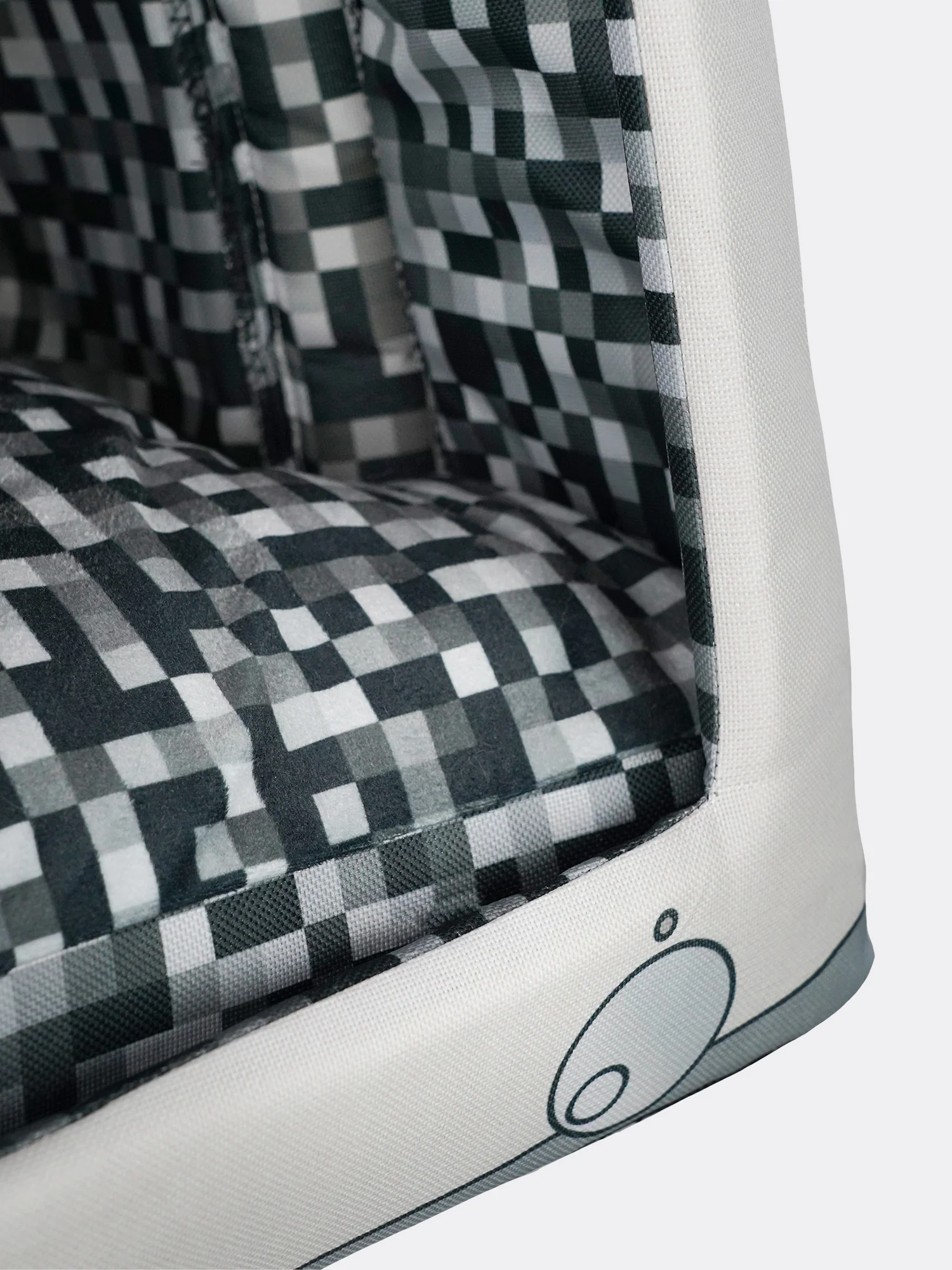 Retro Monitor Pet Cave - Image 15