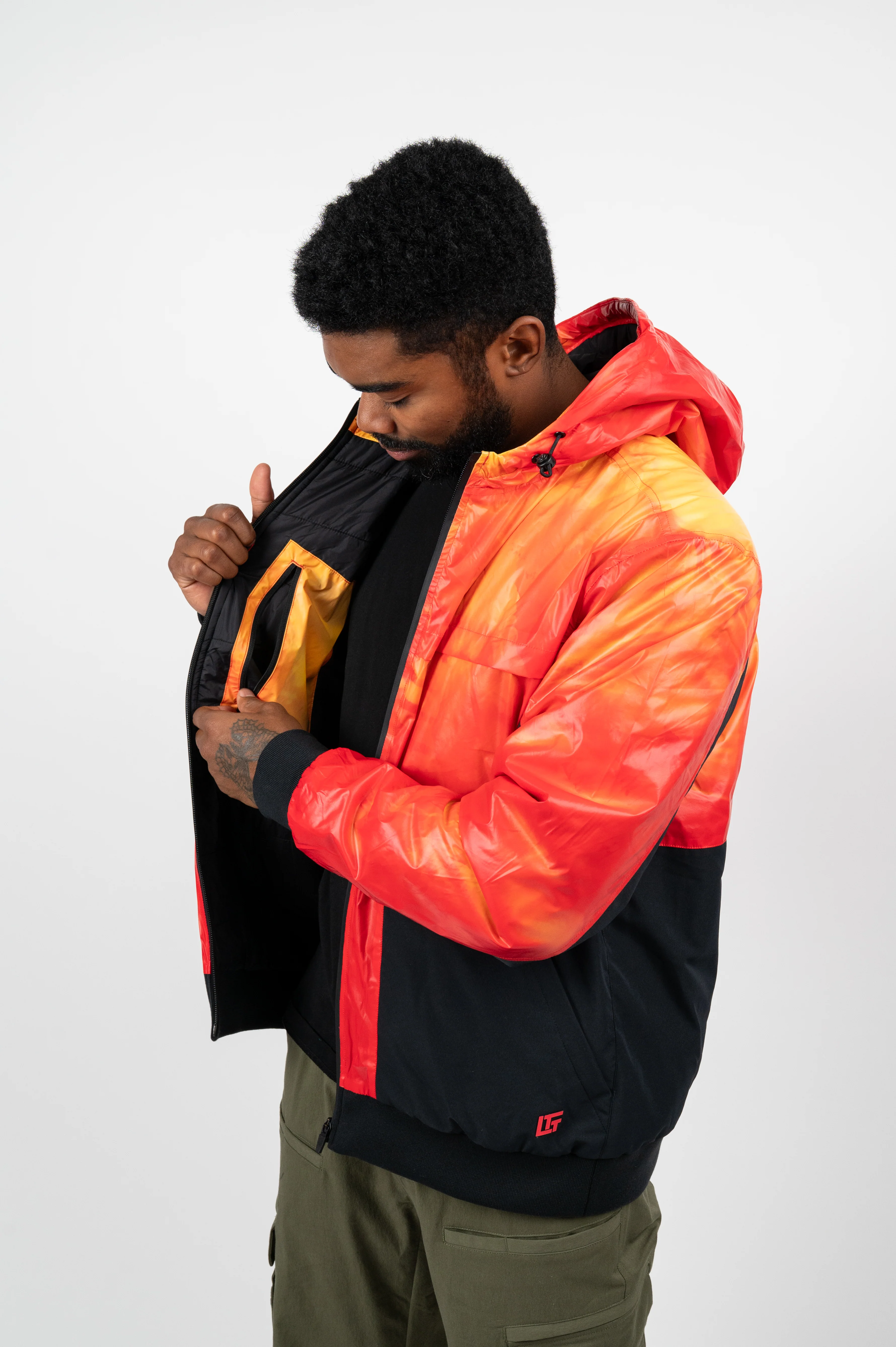 Thermochromic Jacket - Image 8